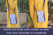 Load image into Gallery viewer, Israel flag crossbody cell phone purse - Star of David phone bag