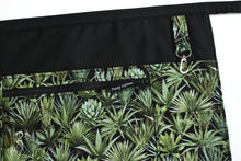 Load image into Gallery viewer, Succulent apron with pockets for farmers market craft show florist