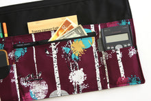 Load image into Gallery viewer, Half apron with zipper pocket for teacher vendor server waitress