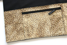 Load image into Gallery viewer, Leopard multi pocket waist apron for teacher waitress server or vendor
