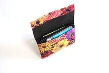 Load image into Gallery viewer, Floral Zinnia fabric small minimalist wallet for women and teenage girls