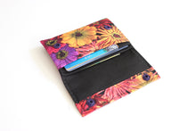 Load image into Gallery viewer, Floral Zinnia fabric small minimalist wallet for women and teenage girls