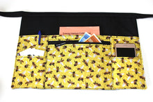 Load image into Gallery viewer, vendor apron with pockets - bee print pocket apron - honeybees farmers market apron - waist apron with zipper pocket - half apron - bee gift