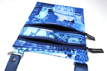 Load image into Gallery viewer, New York city small travel purse - lightweight travel bag for women - crossbody bag - cross body - Statue of Liberty - Empire State Building