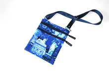 Load image into Gallery viewer, New York city small travel purse - lightweight travel bag for women - crossbody bag - cross body - Statue of Liberty - Empire State Building