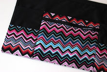 Load image into Gallery viewer, Teacher Apron - half apron with zipper pocket - Waitress apron - Vendor apron - utility apron - waist apron - money apron - craft show apron