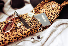 Load image into Gallery viewer, leopard print small crossbody bag for women, cell phone purse with pockets for edc, birthday gifts for mom, crossbody phone case, phone bag,