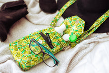 Load image into Gallery viewer, cell phone crossbody bag for women, green fabric vegan phone bag, mini messenger bag, grab and go bag for everyday carry small essentials