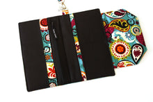 Load image into Gallery viewer, Family passport holder for 2 4 6 8 passports, large travel wallet for multiple passports, passport wallet, travel documents holder vegan