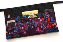 Load image into Gallery viewer, teacher apron with pockets, waitress apron with 6 pockets, half apron for women with zipper pocket, vendor apron with zipper cash pocket