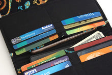 Load image into Gallery viewer, Gecko Fabric Long Wallet for Women - Clutch Wallet - Card and Coin Wallet - Check Book Holder - Vegan Bifold Wallet with zipper coin pocket