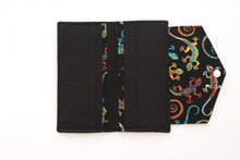 Load image into Gallery viewer, Gecko Fabric Long Wallet for Women - Clutch Wallet - Card and Coin Wallet - Check Book Holder - Vegan Bifold Wallet with zipper coin pocket