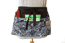 Load image into Gallery viewer, Teacher apron with pockets, half apron with zipper pocket, 6 pocket apron, waist apron, black and white utility apron for women teacher gift