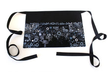 Load image into Gallery viewer, Black apron with pockets - Teacher Apron - Server apron - Vendor apron - farmers market apron - craft fair apron - utility apron half apron