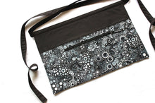 Load image into Gallery viewer, Teacher apron with pockets, half apron with zipper pocket, 6 pocket apron, waist apron, black and white utility apron for women teacher gift