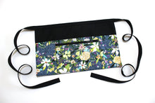 Load image into Gallery viewer, Teacher apron with pockets, waitress apron, server apron, half apron with zipper pocket, 6 pocket apron, waist apron blue floral money apron