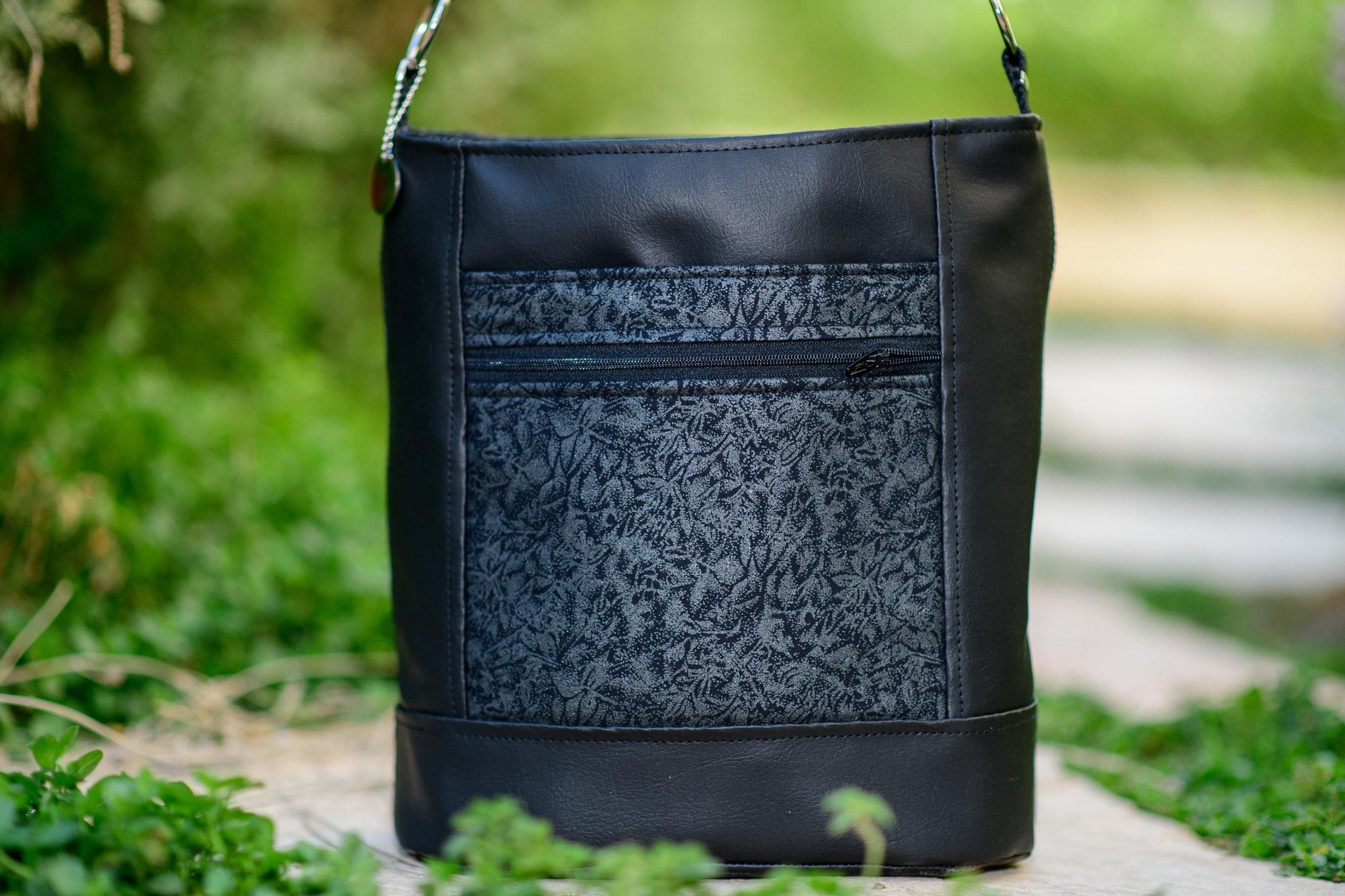 Women's Faux Leather Crossbody Bag